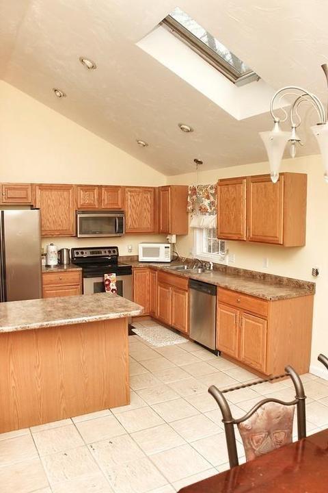 5 Paris Ave, Worcester, MA 01603 photo 6