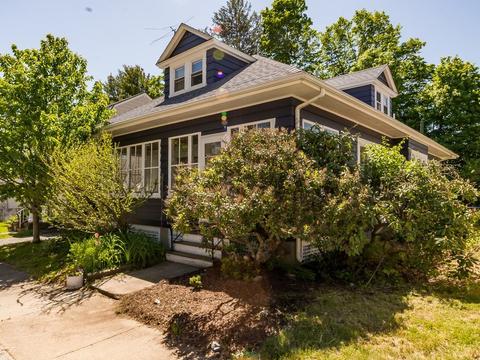 59 Gilbert St, Framingham, MA 01702 photo 2