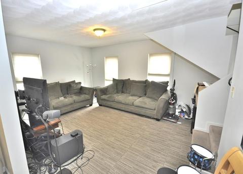 1 Vine St, Everett, MA 02149 photo 10