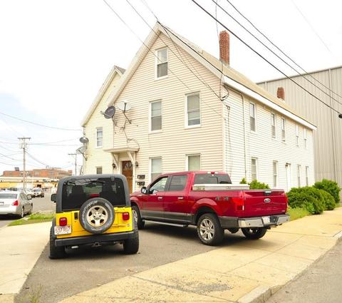 1 Vine St, Everett, MA 02149 photo 2
