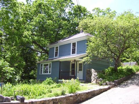 33 Summit St, Orange, MA 01364 photo 2