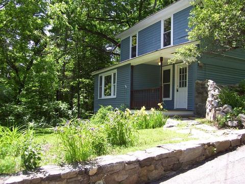 33 Summit St, Orange, MA 01364 photo 1