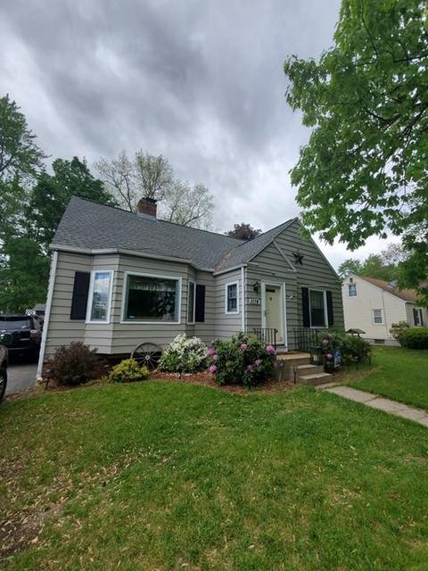 1114 Parker St, Springfield, MA 01129 photo 2