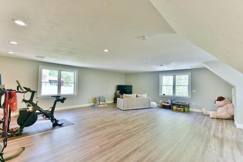 34 Westwind Dr, Webster, MA 01570 photo 33