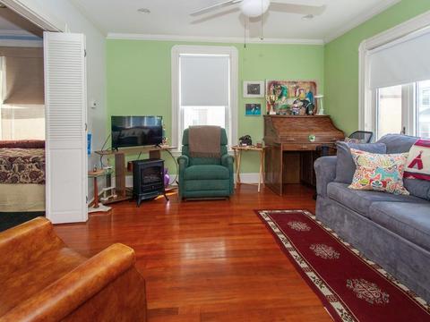 24 Linden St, Everett, MA 02149 photo 2