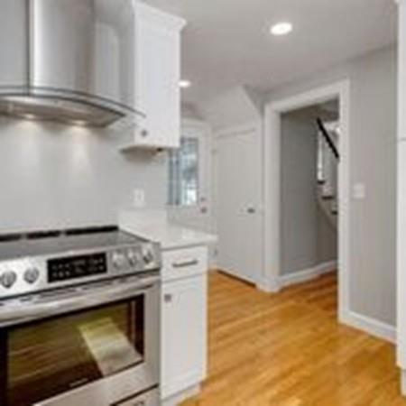 31 Cape Cod Ave, Reading, MA 01867 photo 5