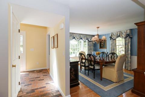 63 Pond Cir, Mashpee, MA 02649 photo 5