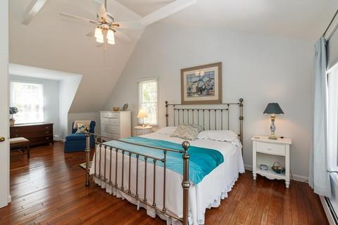 63 Pond Cir, Mashpee, MA 02649 photo 13
