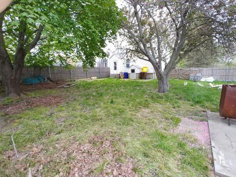 299 Dickinson St, Fall River, MA 02721 photo 5