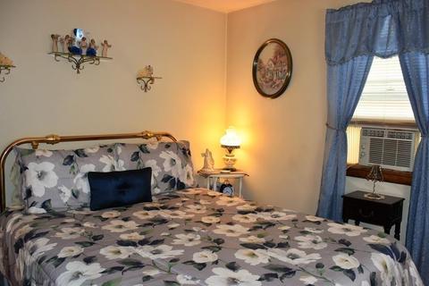 293 Thompson Rd, Webster, MA 01570 photo 13