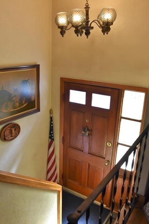 293 Thompson Rd, Webster, MA 01570 photo 6
