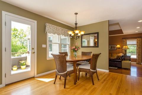 22 Lyons St, Franklin, MA 02038 photo 5