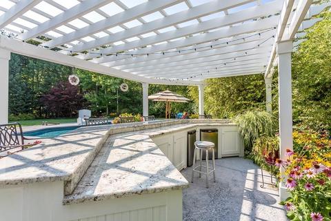 86 Brook St, Raynham, MA 02767 photo 27