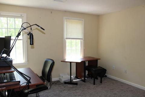 94 Milford St, Upton, MA 01568 photo 18