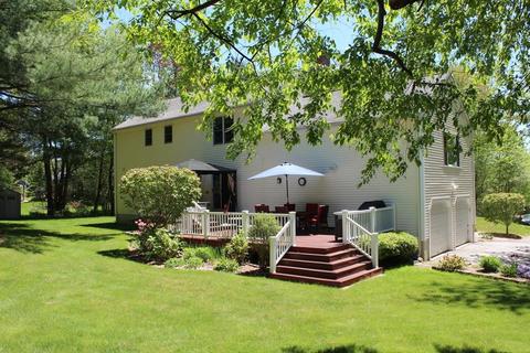 94 Milford St, Upton, MA 01568 photo 25
