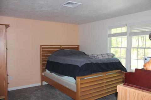 94 Milford St, Upton, MA 01568 photo 19