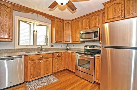 53 Wapping Dr, Bristol, RI 02809 photo 10