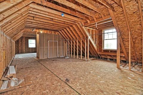 22 Riverside St, Danvers, MA 01923 photo 8