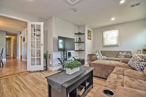 27 Cromesett Rd, Wareham, MA 02571 photo 3
