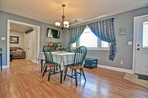 27 Cromesett Rd, Wareham, MA 02571 photo 2