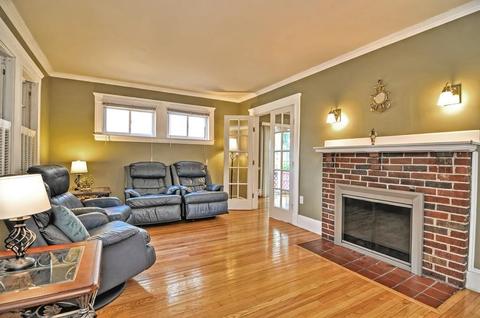 18 Hamilton Ave, Dedham, MA 02026 photo 3