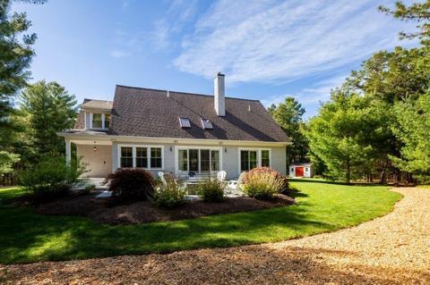 1045 Old Post Rd, Barnstable, MA 02635 photo 3