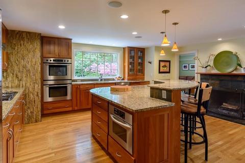 49 Juniper Rd, Weston, MA 02493 photo 4