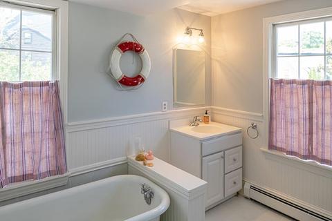 12 Front St, Marblehead, MA 01945 photo 14