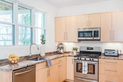 5 Elm St #2, Brookline, MA 02445 photo 8