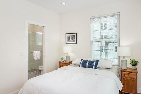 5 Elm St #2, Brookline, MA 02445 photo 9