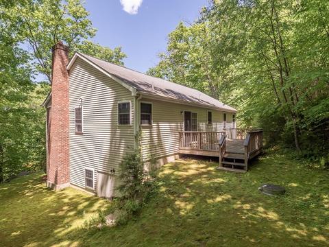 135 Main St, Douglas, MA 01516 photo 2