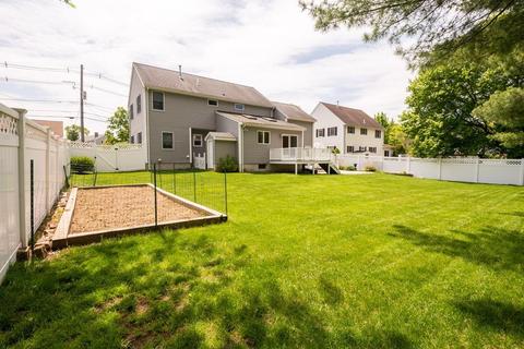 8 Wayside Dr, Danvers, MA 01923 photo 28