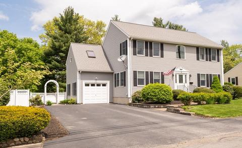 8 Wayside Dr, Danvers, MA 01923 photo 2