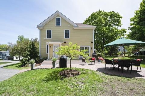 471 Chestnut St, Needham, MA 02492 photo 14