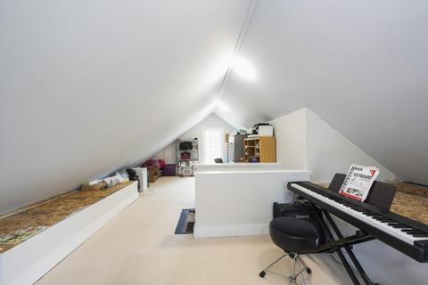 471 Chestnut St, Needham, MA 02492 photo 13