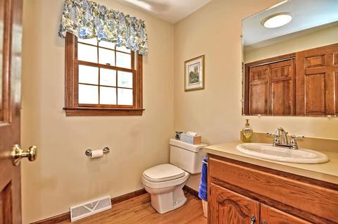 9 Sadler Rd, Upton, MA 01568 photo 14