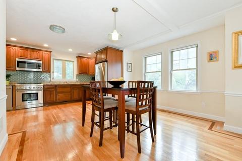 7 Maple St, Milton, MA 02186 photo 10
