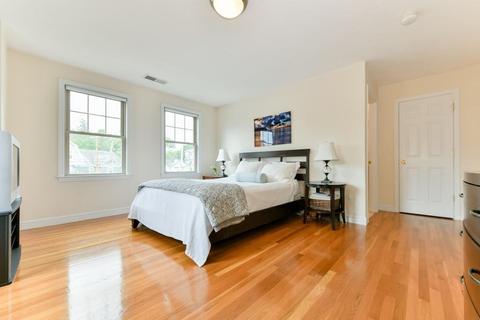 7 Maple St, Milton, MA 02186 photo 15