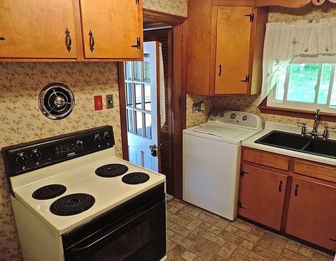323 Main Rd, Colrain, MA 01340 photo 6