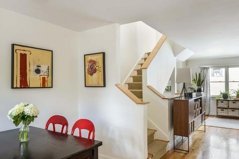 8 Eustis St, Cambridge, MA 02140 photo 8