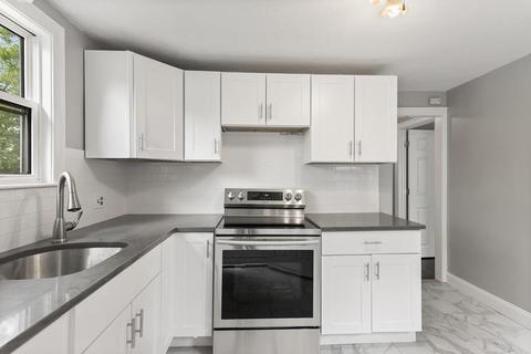 6 Edwin St, Randolph, MA 02368 photo 2