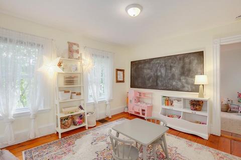 9 Gerry St, Marblehead, MA 01945 photo 11