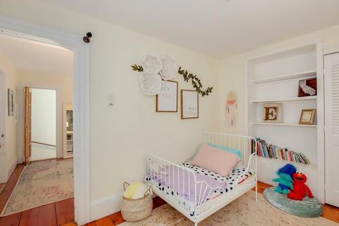 9 Gerry St, Marblehead, MA 01945 photo 14