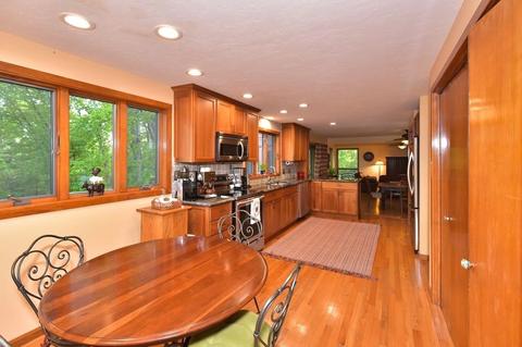165 East St, Upton, MA 01568 photo 11