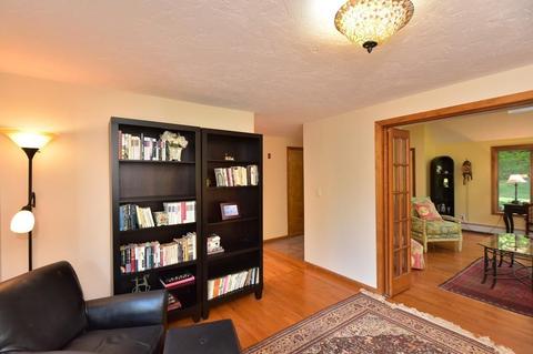 165 East St, Upton, MA 01568 photo 9