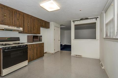 32 Rockefeller St, Randolph, MA 02368 photo 6