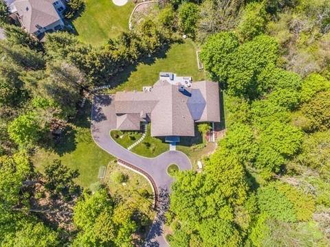 7 Ware St, Weston, MA 02493 photo 4