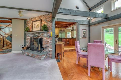 18 West St, Danvers, MA 01923 photo 12