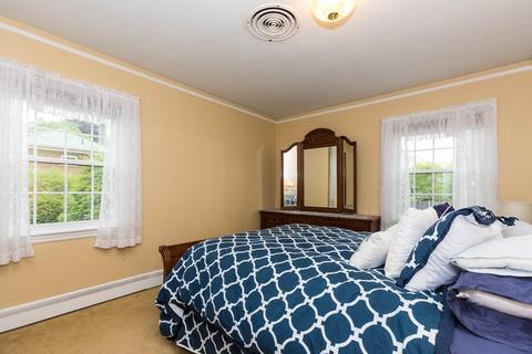 129 Glen Rd, Woonsocket, RI 02895 photo 15