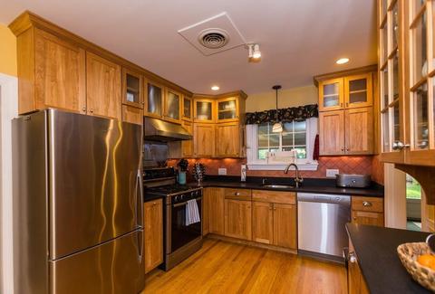 129 Glen Rd, Woonsocket, RI 02895 photo 6